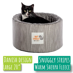 MyPetsDirect Ltd Danish Design Battersea Snuggly Stripes Cat Cosy Bed / 2 Sizes PD-DS-CAT-BED-STRIPE-L-769520